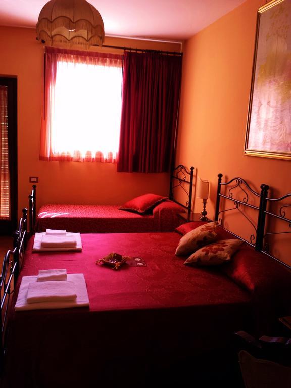 B&B De Nuce Maga Benevento Cameră foto